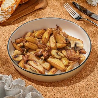 Cartofi de casă cu ciuperci