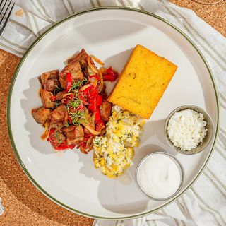 Tocăniță de porc cu polenta
