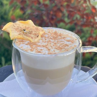 Charlotte Cappuccino