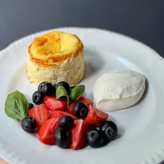 San Sebastian Cheesecake by Keks 