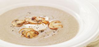 Supă cremă de ciuperci cu carne de pui