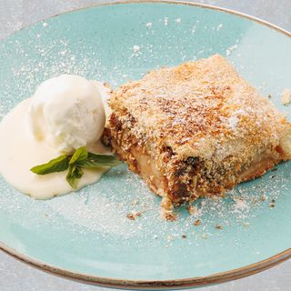 Штрудель/ Ștrudel