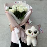 Buchet din 11 Trandafiri Albi si Jucarie de Plus