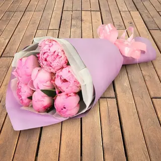 Buchet din 7 Bujori Roz in Folie Roz