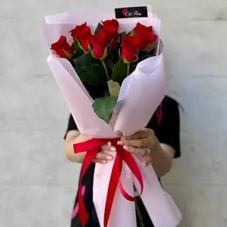 Buchet din Trandafiri Rosii 50-60 cm (9 buc)
