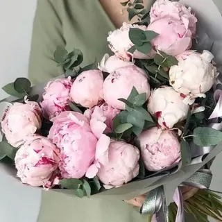 Buchet din Bujori Roz