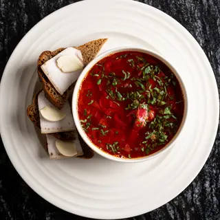 Красный борщ/ Bors Rosu