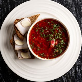 Красный борщ/ Bors Rosu