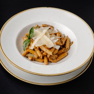 Пенне с курицей и лесными грибами/ Penne cu pui si ciuperci de pădure