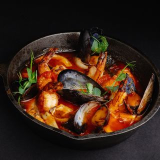 Микс из рыбы и морепродуктов/ Mix din pește si fructe de mare