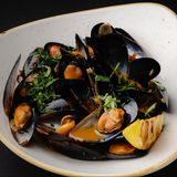 Мидии в створках/ Scoici la tigaie