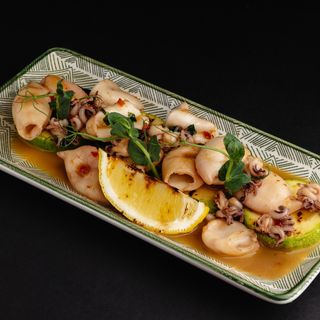 Беби кальмары на гриле/ Baby Calamari cu Dolvecei