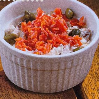 Cascaval moale cu tomate uscate