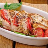 Piept de pui copt cu rosii, in sos sicilian cu Mozarella