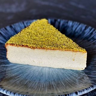 SAN SEBASTIAN CHEESECAKE FISTIC