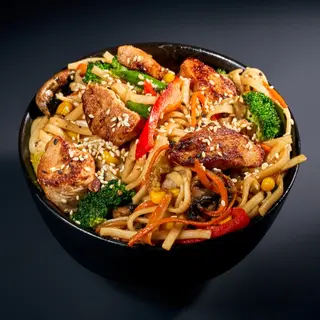 Wok udon cu Pui