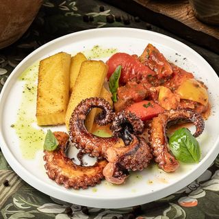 Caracatiță cu polentă