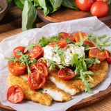 Șnițel cu brânză stracciatella