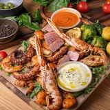 Antipasti cu fructe de mare