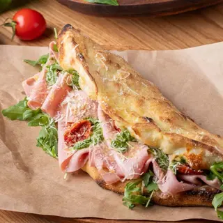 Piadina cu mortadela