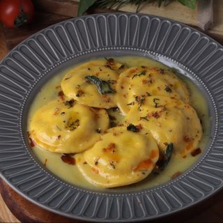 Ravioli cu ricotta