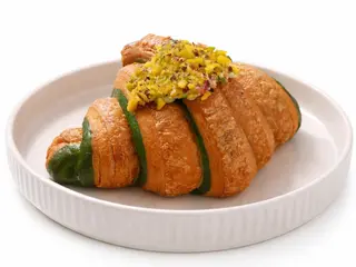 Круассан с фисташками/ Croissant fistic
