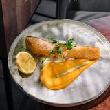 Стейк из лосося