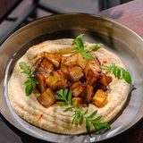 Хумус с запеченным баклажаном