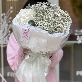 Букет из гипсофилы - "Ивона"