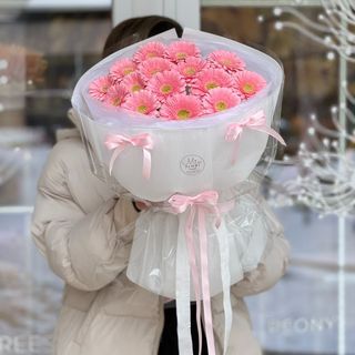 Букет из 15 гербер - "Нежный бантик"