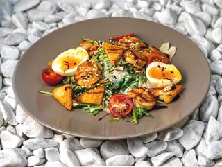 Caesar cu creveți în stil asiatic