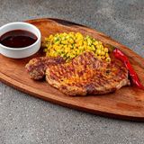 Steak de porc cu porumb