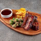 Costițe de porc cu cartofi si ciuperci