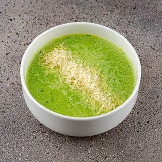 Supă cremă de spanac cu сreveți