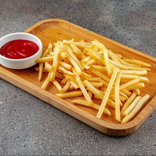 Cartofi pai cu ketchup