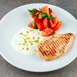 Steak de pui cu legume