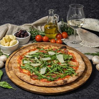 Пицца Прошутто Крудо/Pizza Prosciutto Crudo