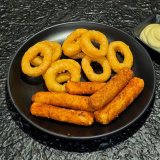 Calamare cu cascaval pane