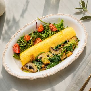 Omletă franceză cu ciuperci și spanac