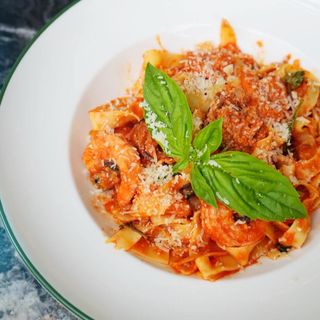 Pasta cu fructe de mare 