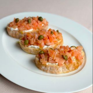 Bruschette cu somon