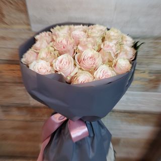 Buchet din trandafiri roz