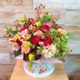 Compoziție multicoloră cu hydrangea