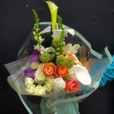 Buchet din cale cu trandafiri