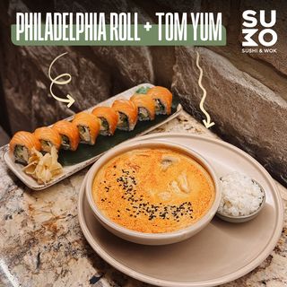 Philadelphia roll + tom yum