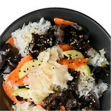 Salată cu ciuperci urechi de lemn și legume (300 g)