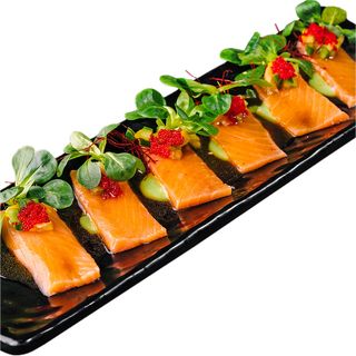 Sashimi din somon (100 g)