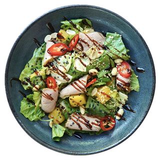 Salată cu rață și mango (240 g)