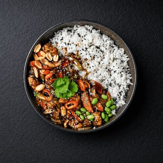 Carne de pui Gong Bao (420 g)