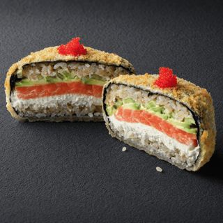 Sushi burger cu somon (300 g)
